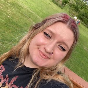 Meet your Posher, Leeanna